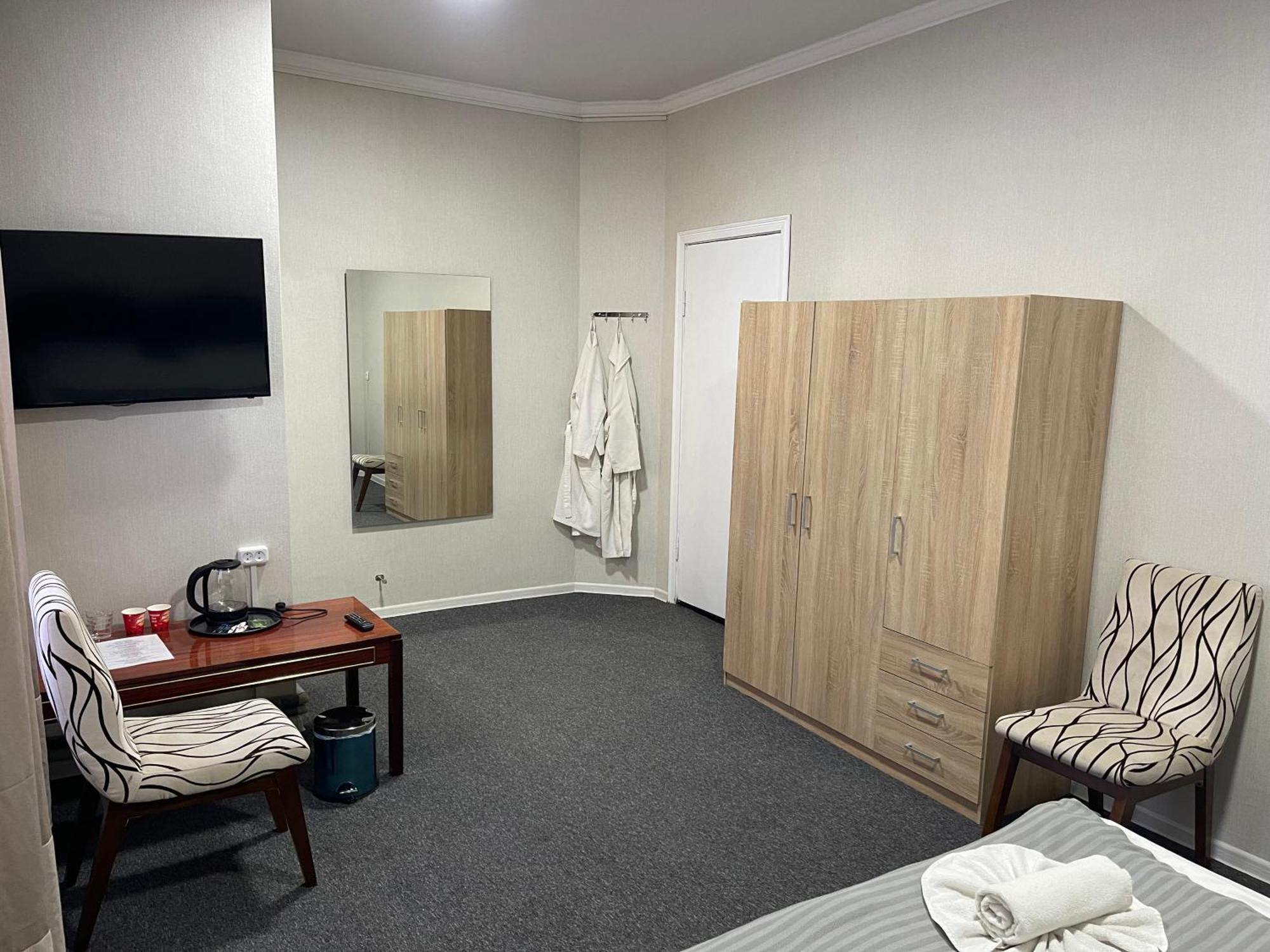 Medelean Hotel Comrat Dış mekan fotoğraf