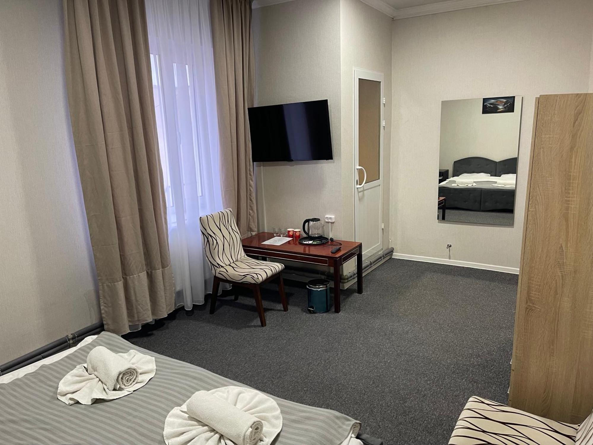 Medelean Hotel Comrat Dış mekan fotoğraf