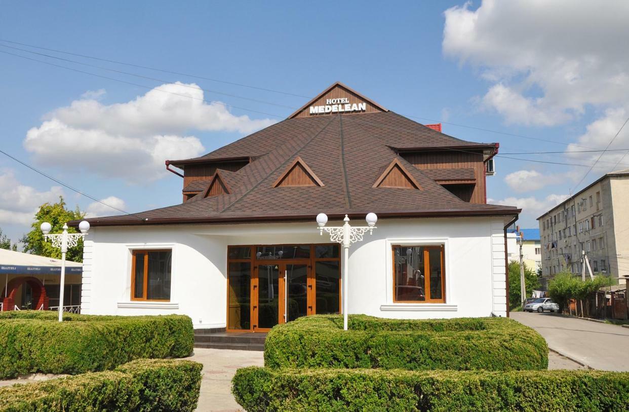 Medelean Hotel Comrat Dış mekan fotoğraf