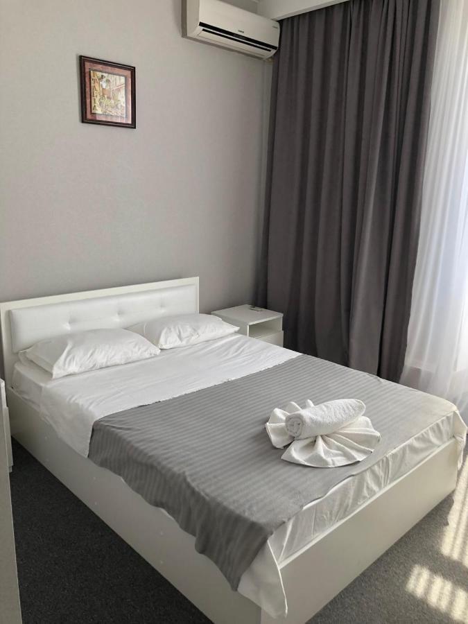 Medelean Hotel Comrat Dış mekan fotoğraf