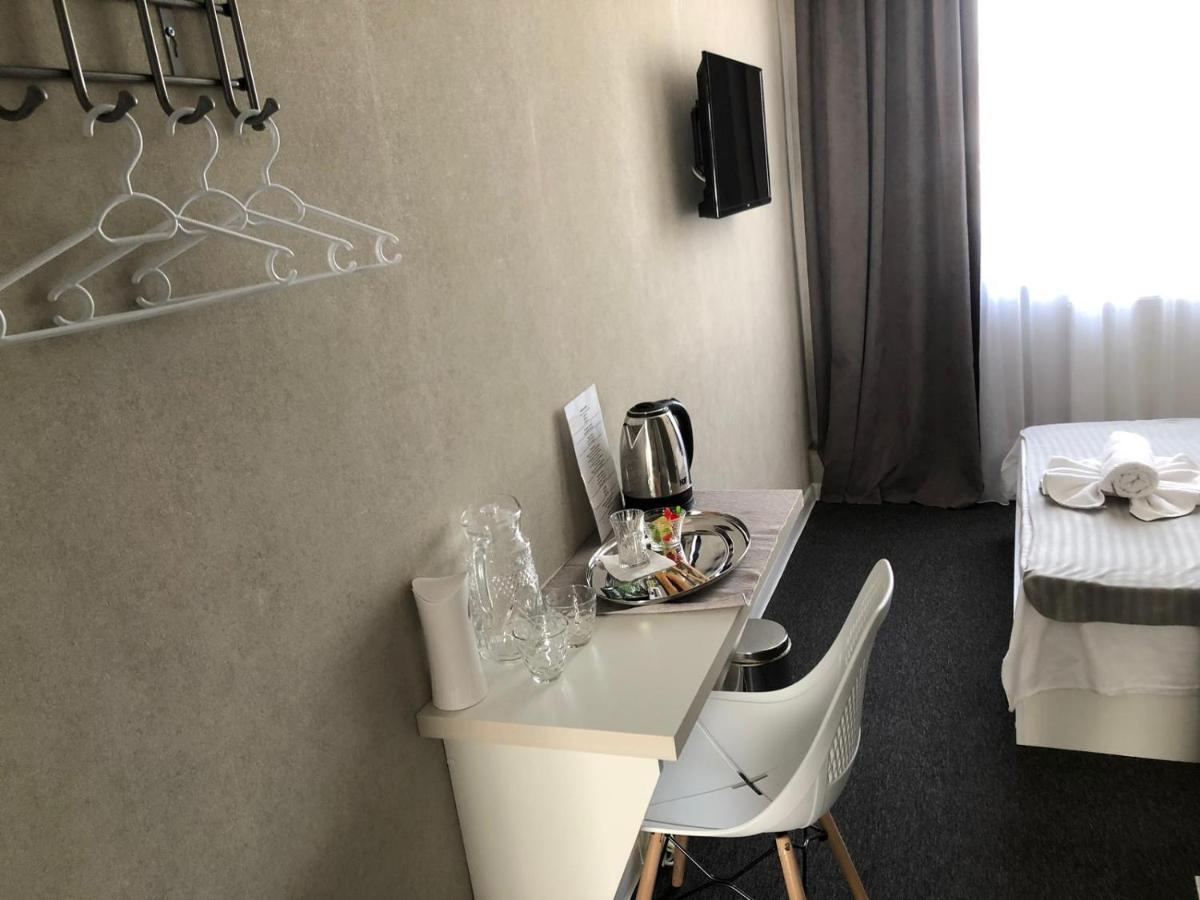 Medelean Hotel Comrat Dış mekan fotoğraf